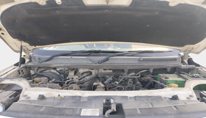 2016 Mahindra TUV300 T8, Diesel, Manual, 73,819 km, exterior