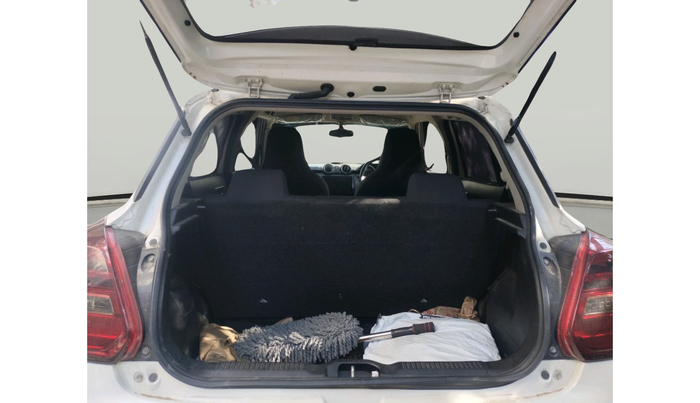 2022 Maruti Swift LXI, Petrol, Manual, 64,039 km, exterior