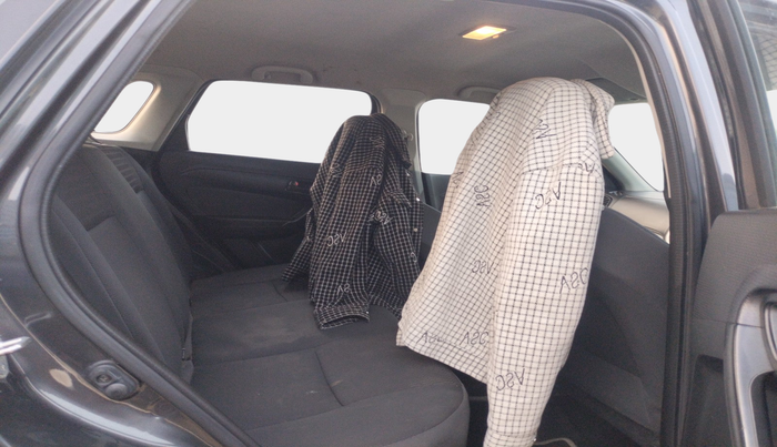 2021 Maruti Vitara Brezza LXI, Petrol, Manual, 40,392 km, interior