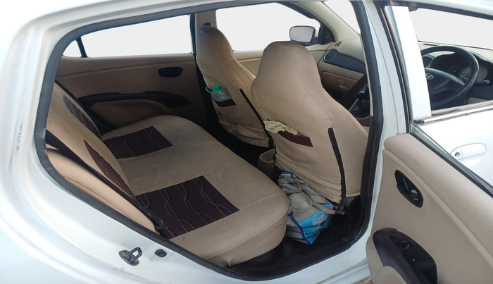 2010 Hyundai i10 MAGNA 1.2, Petrol, Manual, 1,12,802 km, interior