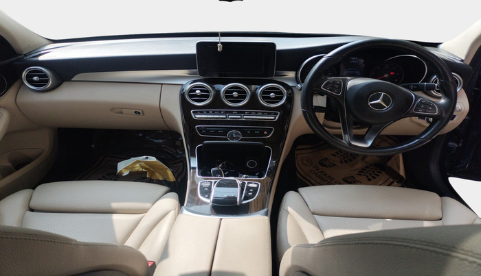 2017 Mercedes Benz C Class C 220 CDI AVANTGARDE, Diesel, Automatic, 43,352 km, interior