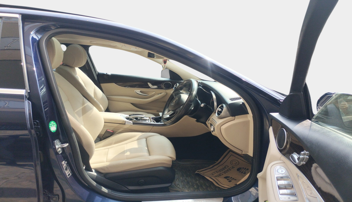 2017 Mercedes Benz C Class C 220 CDI AVANTGARDE, Diesel, Automatic, 43,352 km, interior
