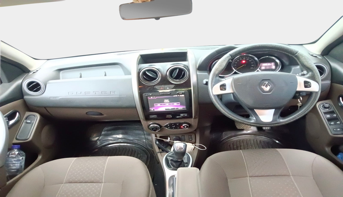 2017 Renault Duster 110 PS RXZ 4X2 AMT DIESEL, Diesel, Automatic, 88,618 km, interior