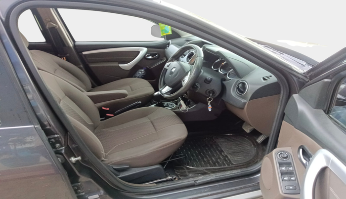 2017 Renault Duster 110 PS RXZ 4X2 AMT DIESEL, Diesel, Automatic, 88,618 km, interior