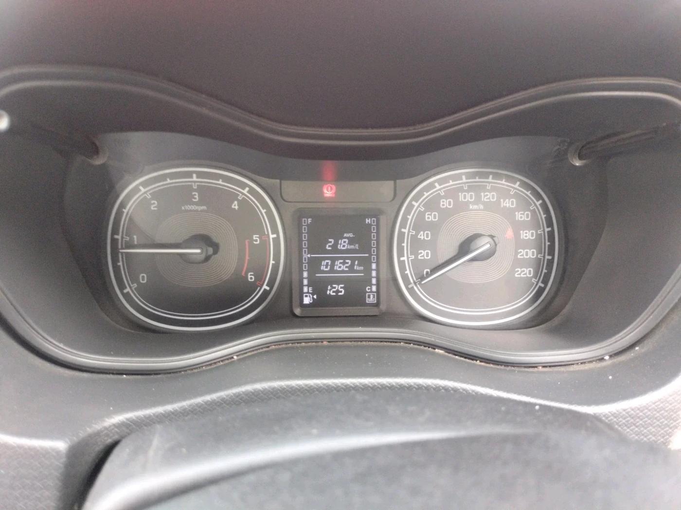 2018 Maruti Vitara Brezza VDI (O), Diesel, Manual, 1,01,621 km, interior