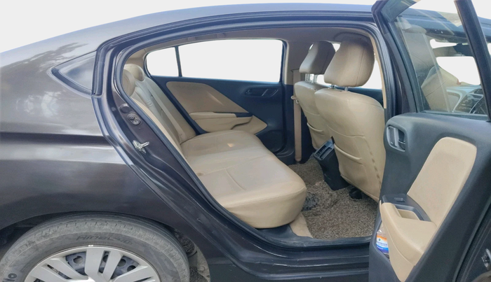 2014 Honda City 1.5L I-DTEC SV, Diesel, Manual, 1,38,386 km, interior