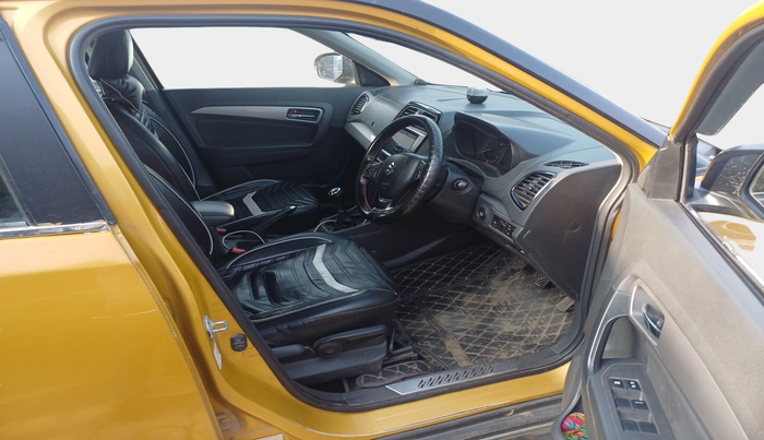 2017 Maruti Vitara Brezza ZDI PLUS, Diesel, Manual, 1,12,163 km, interior