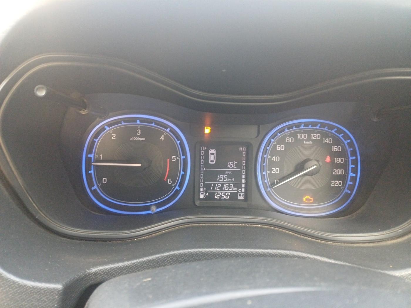 2017 Maruti Vitara Brezza ZDI PLUS, Diesel, Manual, 1,12,163 km, interior