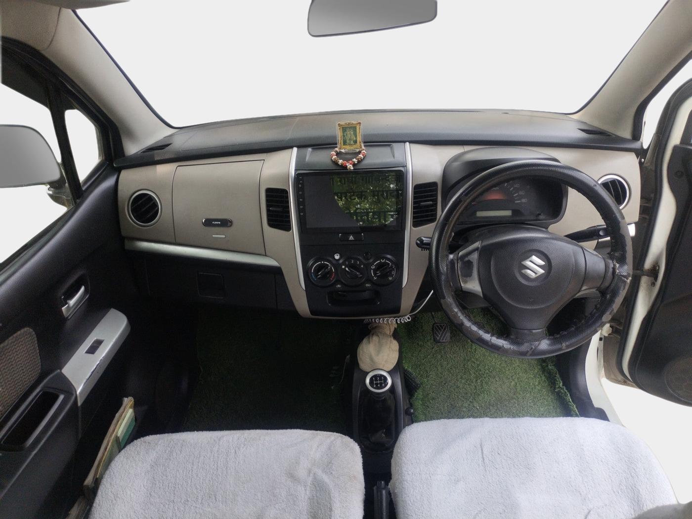 2016 Maruti Wagon R 1.0 LXI, Petrol, Manual, 1,07,267 km, interior
