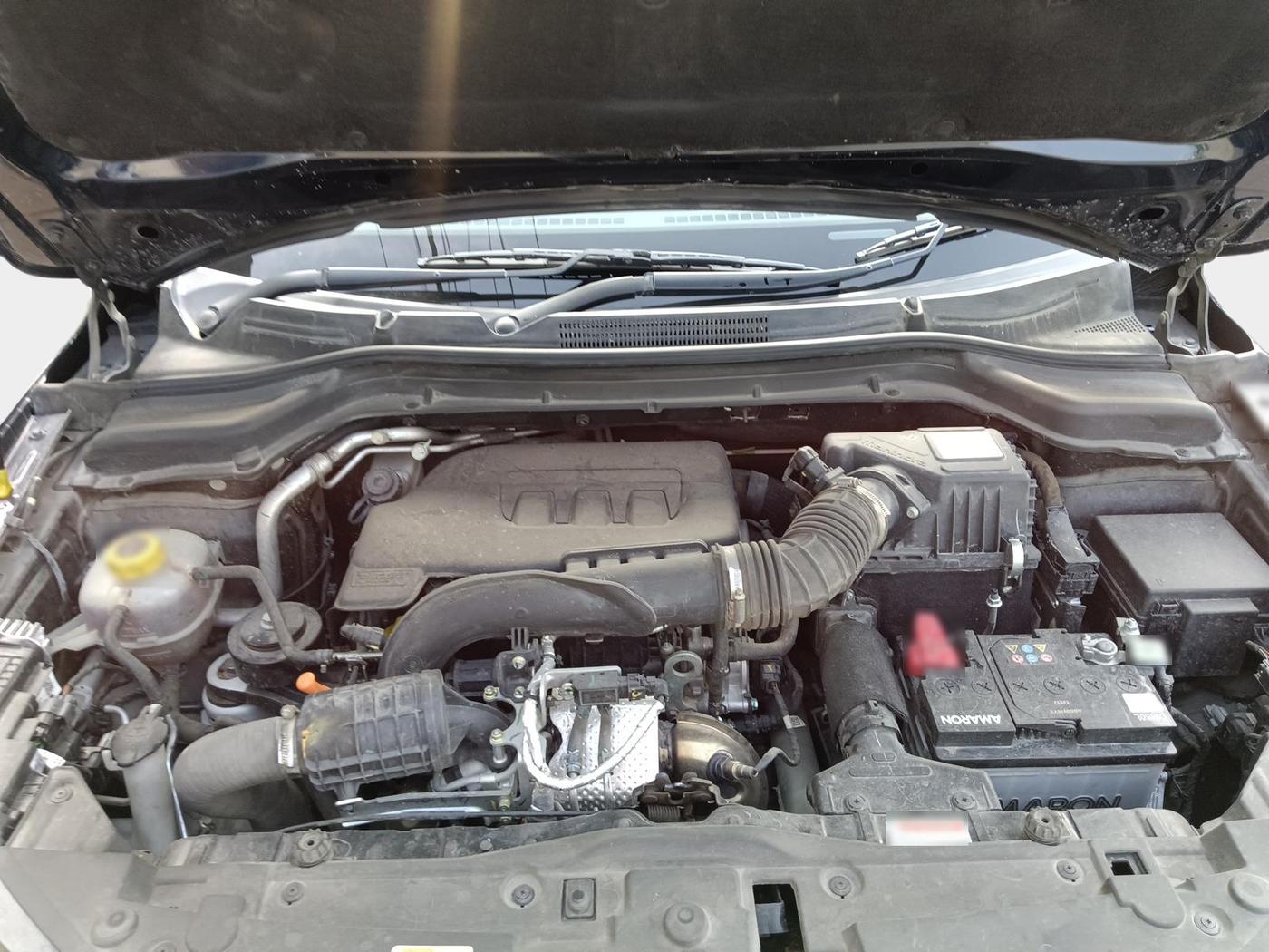 2024 Mahindra XUV 3XO AX7L 1.2 Petrol AT, Petrol, Automatic, 30,000 km, exterior