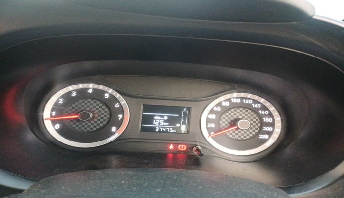 2022 Hyundai GRAND I10 NIOS MAGNA CORPORATE EDITION 1.2 KAPPA VTVT, Petrol, Manual, 37,473 km, interior