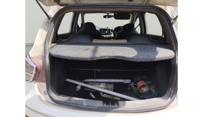 2013 Hyundai Grand i10 MAGNA 1.1 CRDI, Diesel, Manual, 1,27,609 km, exterior