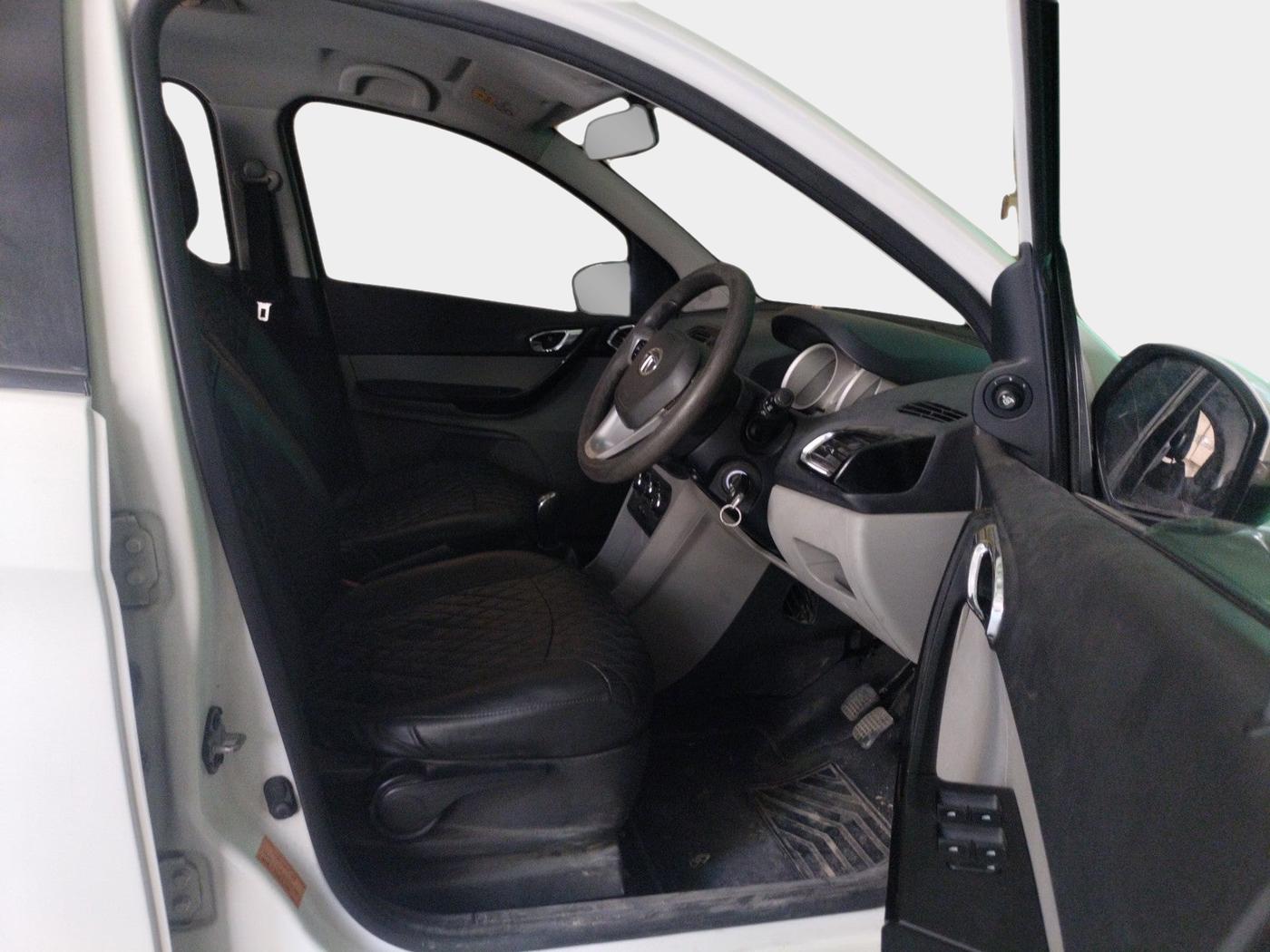 2017 Tata Tiago XZ DIESEL, Diesel, Manual, 95,680 km, interior