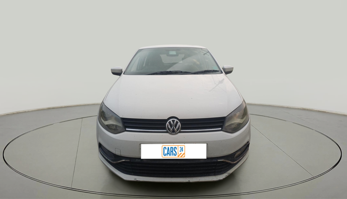 2014 Volkswagen Polo HIGHLINE1.5L, Diesel, Manual, 1,43,620 km, exterior
