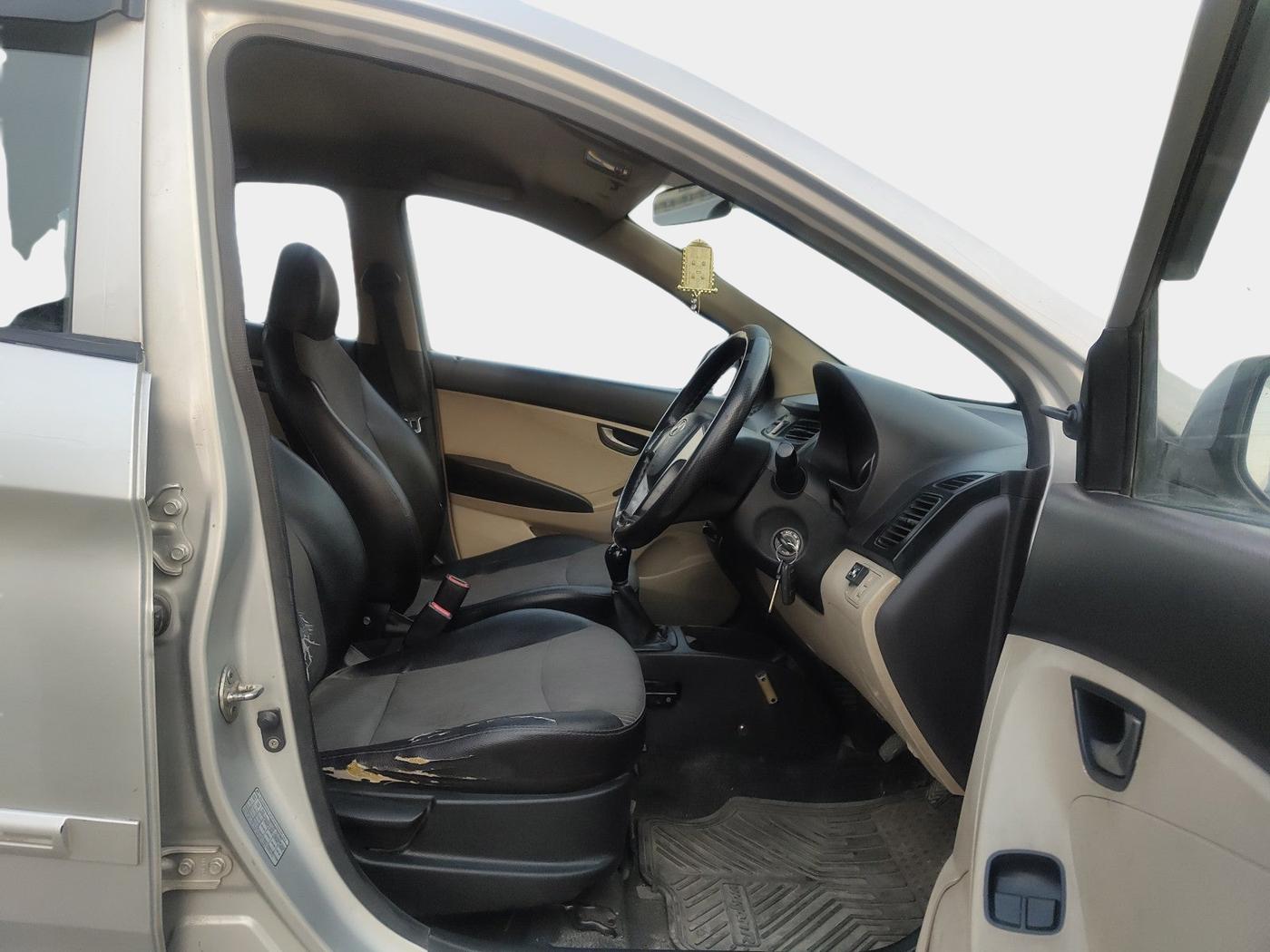 2012 Hyundai Eon SPORTZ, Petrol, Manual, 96,189 km, interior