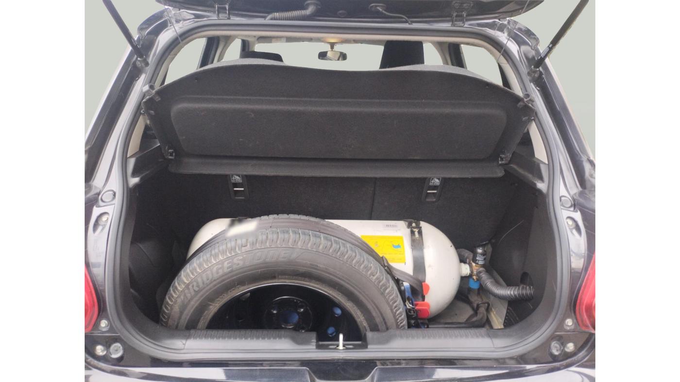 2024 Maruti Swift ZXI CNG, Petrol, Manual, 38,765 km, exterior