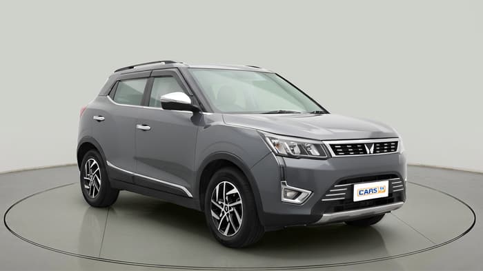 2023 Mahindra XUV300 W8 (O) 1.5 DIESEL, Diesel, Manual, 38,182 km, exterior