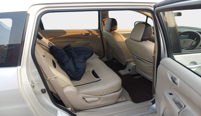 2015 Maruti Ertiga VDI SHVS, Diesel, Manual, 1,37,584 km, interior