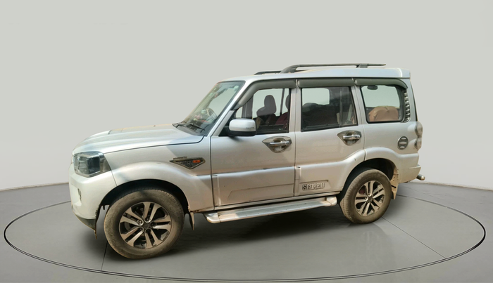 2017 Mahindra Scorpio S4 PLUS 1.99 INTELLI-HYBRID, Diesel, Manual, 75,285 km, exterior