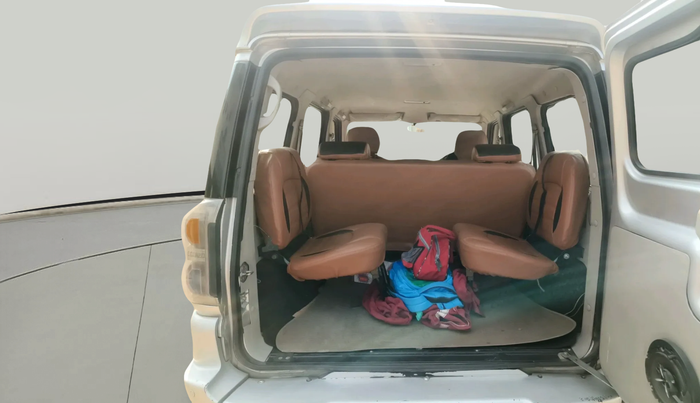 2017 Mahindra Scorpio S4 PLUS 1.99 INTELLI-HYBRID, Diesel, Manual, 75,285 km, exterior