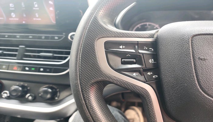 2019 Tata Harrier XM 2.0L KRYOTEC, Diesel, Manual, 1,26,452 km, interior