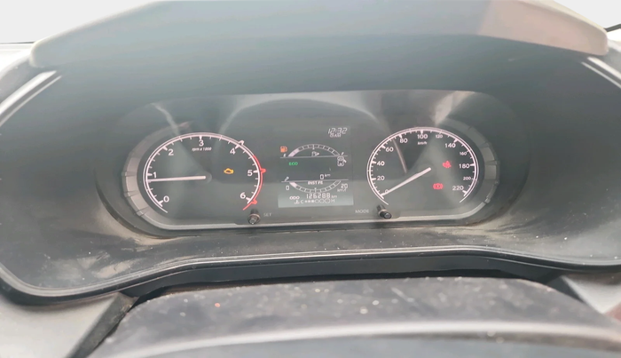 2019 Tata Harrier XM 2.0L KRYOTEC, Diesel, Manual, 1,26,452 km, interior