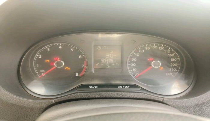 2017 Volkswagen Ameo COMFORTLINE 1.2L, Petrol, Manual, 1,29,296 km, interior