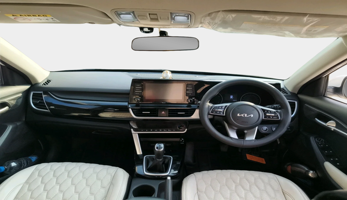 2023 KIA SELTOS HTK PLUS 1.5 IMT, Petrol, Manual, 29,647 km, interior