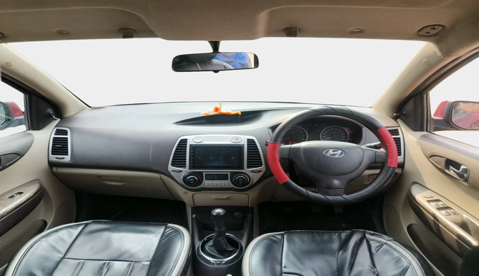 2011 Hyundai i20 MAGNA 1.2, Petrol, Manual, 95,198 km, interior