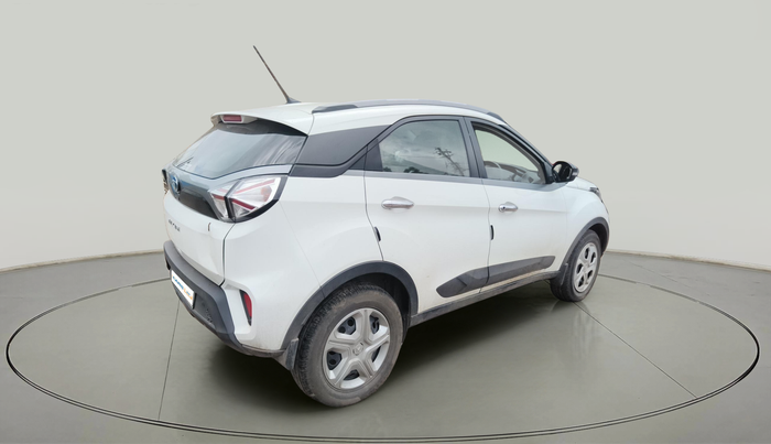 2022 Tata NEXON XM SUNROOF PETROL, Petrol, Manual, 65,381 km, exterior