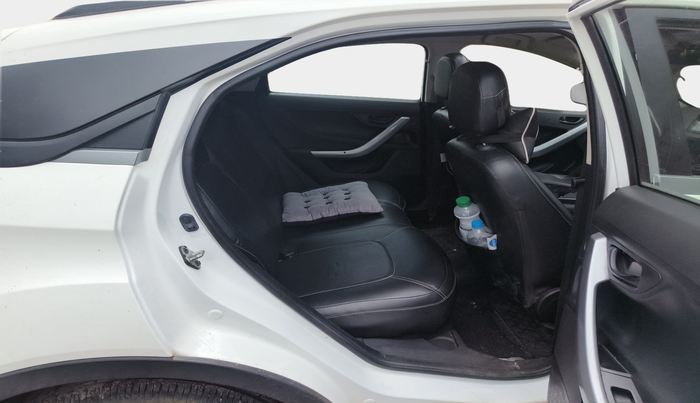 2022 Tata NEXON XM SUNROOF PETROL, Petrol, Manual, 65,381 km, interior