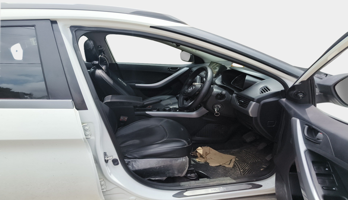 2022 Tata NEXON XM SUNROOF PETROL, Petrol, Manual, 65,381 km, interior