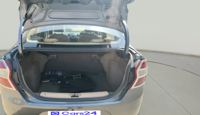 2017 Ford Figo Aspire TITANIUM 1.2 PETROL, Petrol, Manual, 77,344 km, exterior