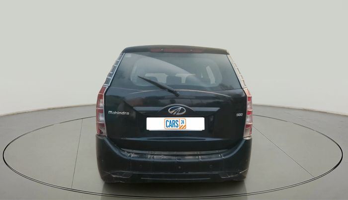 2016 Mahindra XUV500 W4 1.99, Diesel, Manual, 1,10,686 km, exterior