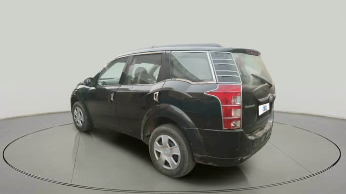 2016 Mahindra XUV500 W4 1.99, Diesel, Manual, 1,38,562 km, exterior