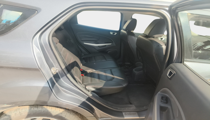 2015 Ford Ecosport TITANIUM 1.0L ECOBOOST (OPT), Petrol, Manual, 1,07,945 km, interior