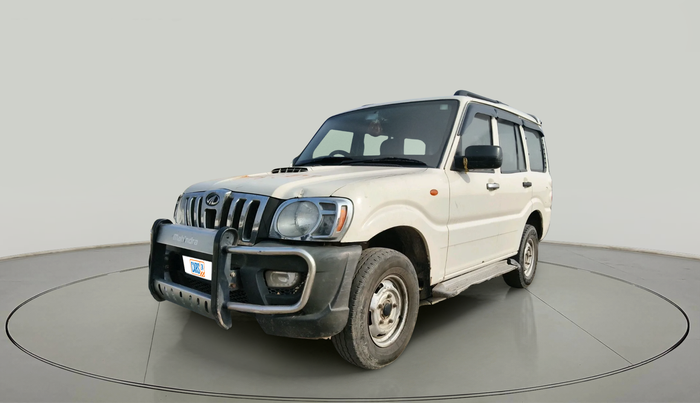 2014 Mahindra Scorpio EX M2DI, Diesel, Manual, 1,88,234 km, exterior