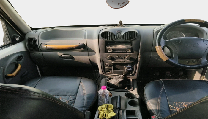 2014 Mahindra Scorpio EX M2DI, Diesel, Manual, 1,88,234 km, interior