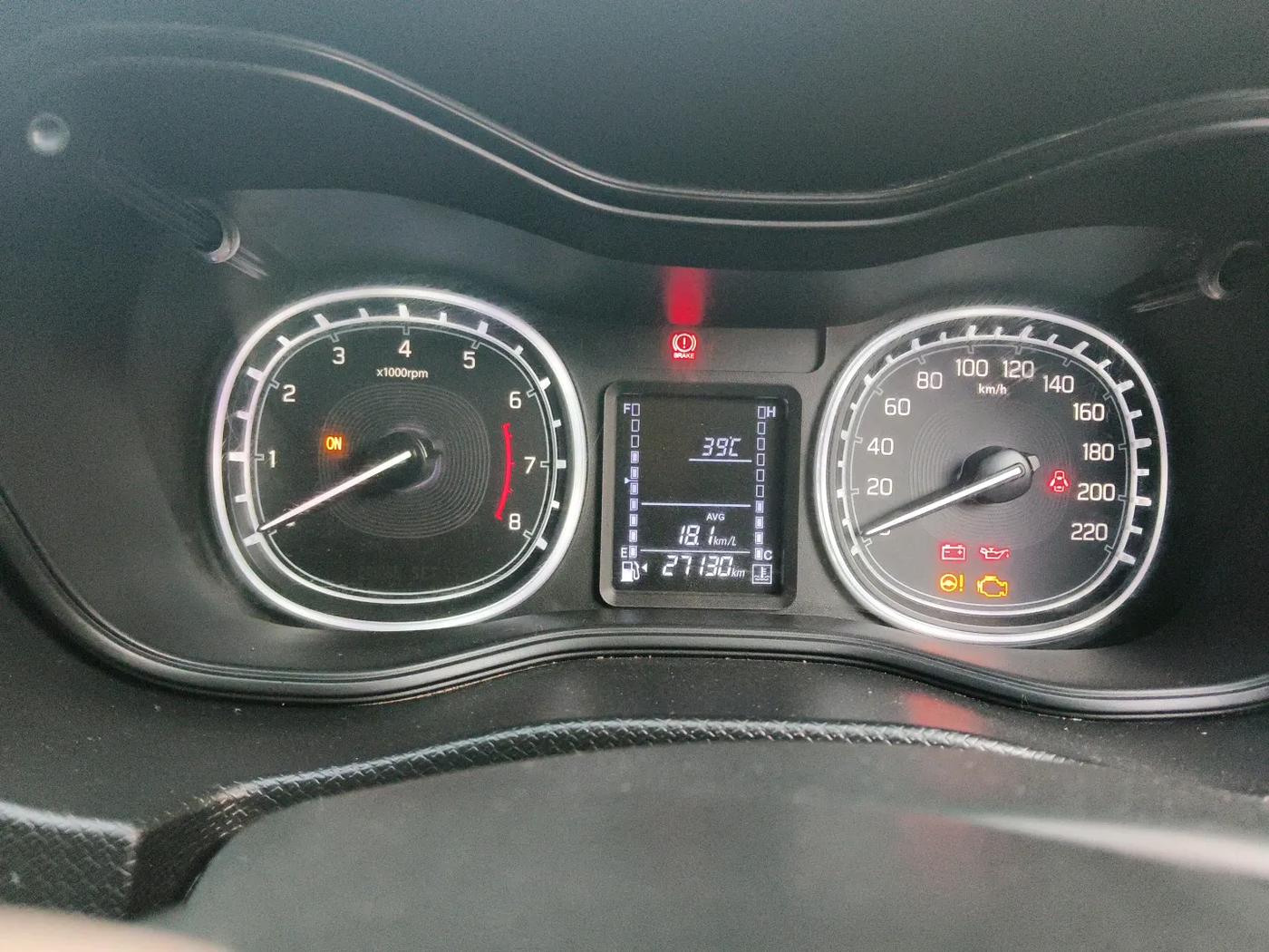 2021 Maruti Vitara Brezza ZXI, Petrol, Manual, 27,130 km, interior