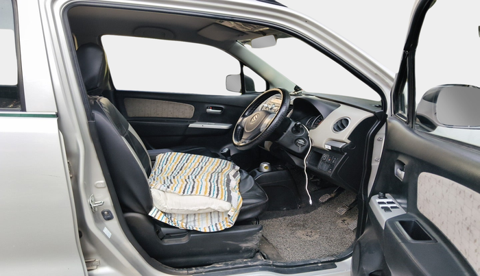 2015 Maruti Wagon R 1.0 VXI, Petrol, Manual, 61,218 km, interior