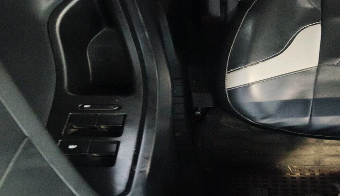 2025 Tata NEXON SMART PLUS 1.2 REVOTRON, Petrol, Manual, 28,267 km, interior