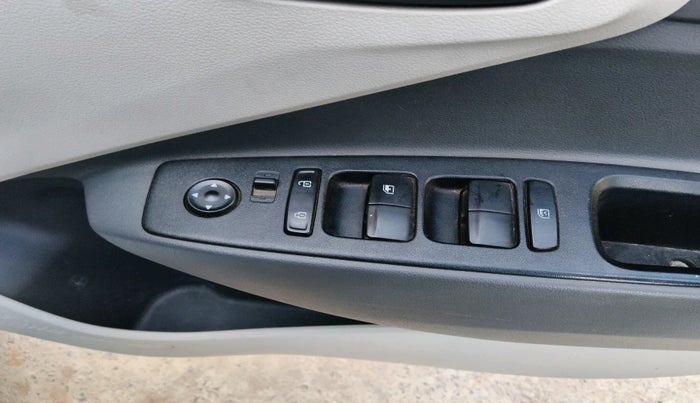 2021 Hyundai AURA S 1.2, Petrol, Manual, 20,236 km, interior