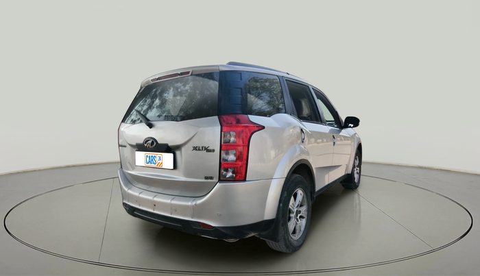 2014 Mahindra XUV500 W8, Diesel, Manual, 1,77,689 km, exterior
