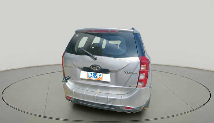 2014 Mahindra XUV500 W8, Diesel, Manual, 1,77,689 km, exterior