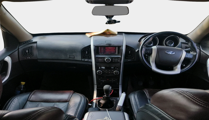 2014 Mahindra XUV500 W8, Diesel, Manual, 1,77,689 km, interior