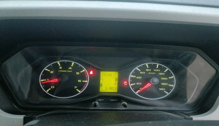 2019 Mahindra Scorpio S5, Diesel, Manual, 51,803 km, interior