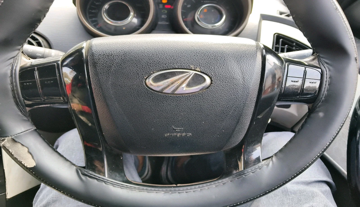 2012 Mahindra XUV500 W8, Diesel, Manual, 95,500 km, interior