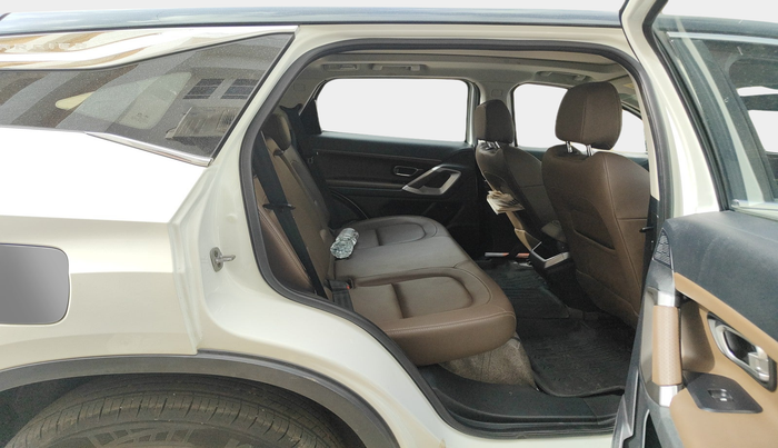 2020 Tata Harrier XZA PLUS 2.0L DUAL TONE, Diesel, Automatic, 77,158 km, interior