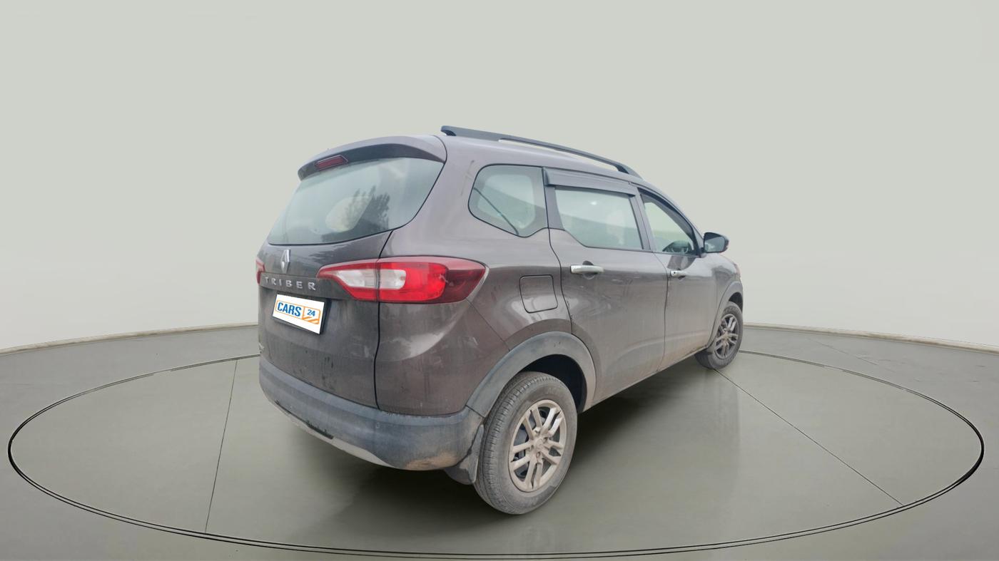 2023 Renault TRIBER RXT, Petrol, Manual, 51,780 km, exterior