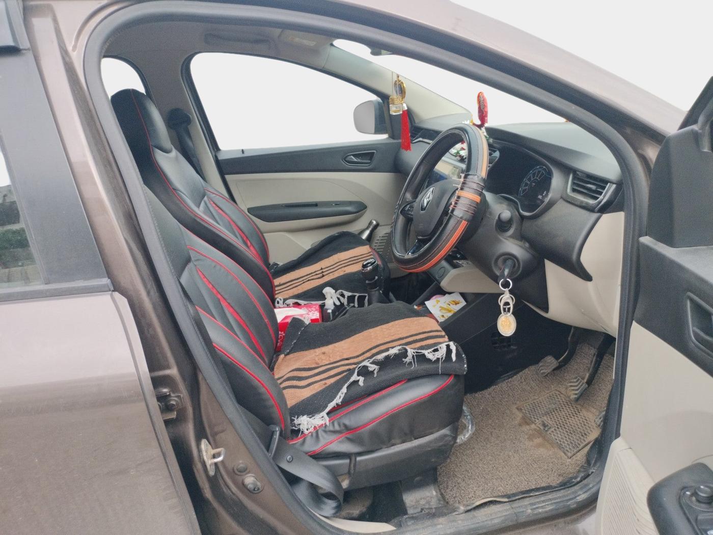 2023 Renault TRIBER RXT, Petrol, Manual, 51,780 km, interior